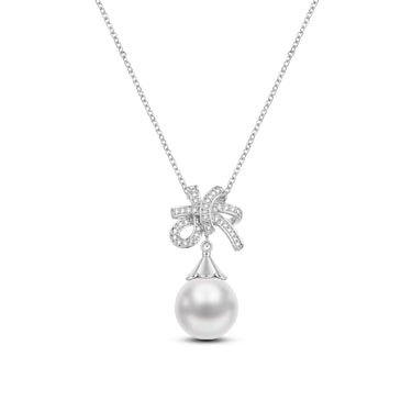 01-030-WG White South Sea Pearl & Diamond Velaria Pendant