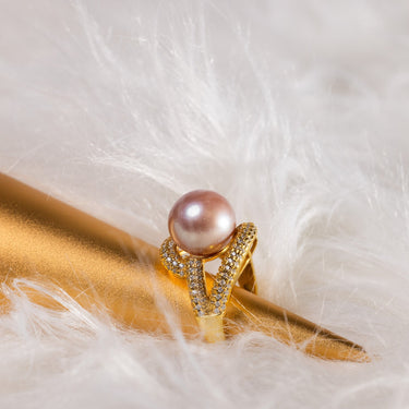 Peach Freshwater Pearl & Diamond Meloréa Ring - DE BLANCAS