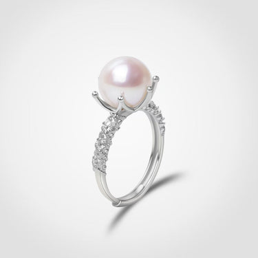 White Freshwater Pearl | Crownelle Ring = DE BLANCAS