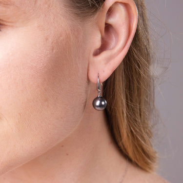 Close-up of 10-10.5mm Black Tahitian Pearl Fish Hook Earrings