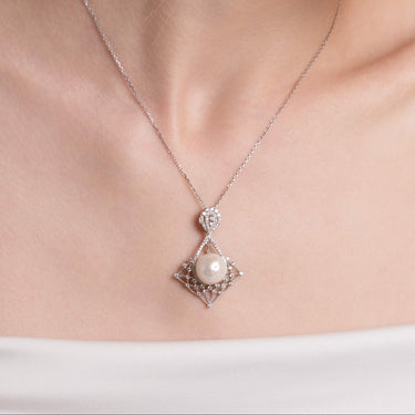 White Freshwater Pearl | Crownlight Pendant - De Blancas